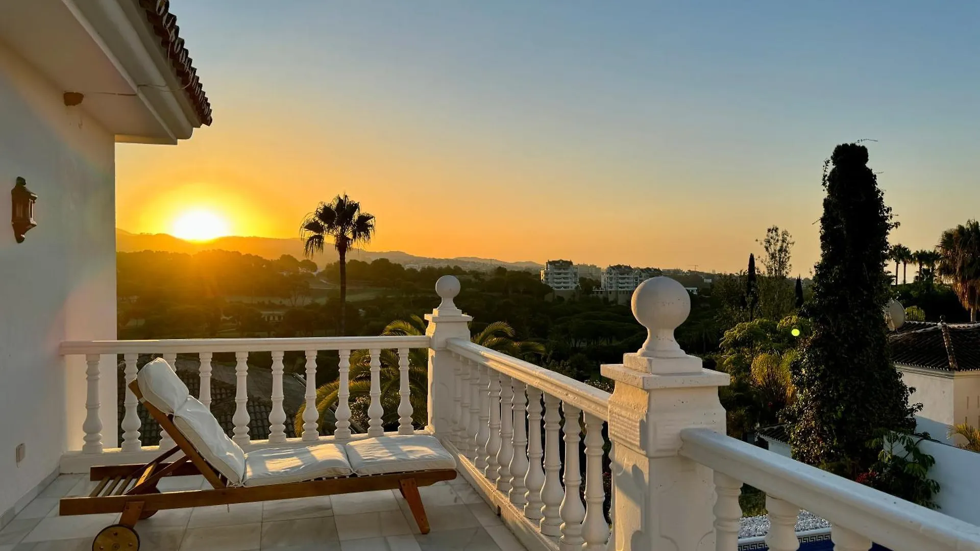 Bed and Breakfast Aurora Boutique House - Only Adults Marbella 0*,  Spanien