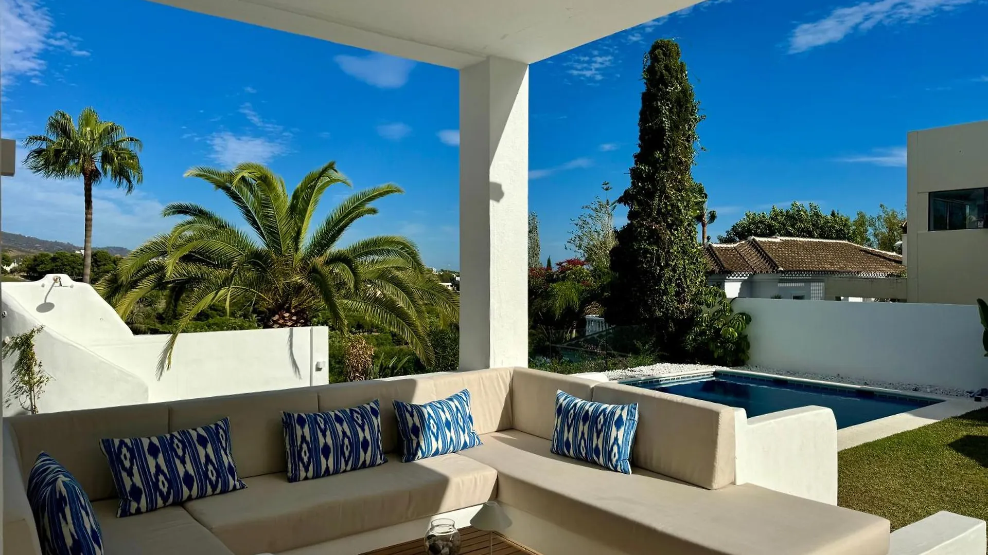 Aurora Boutique House - Only Adults Bed & Breakfast Marbella