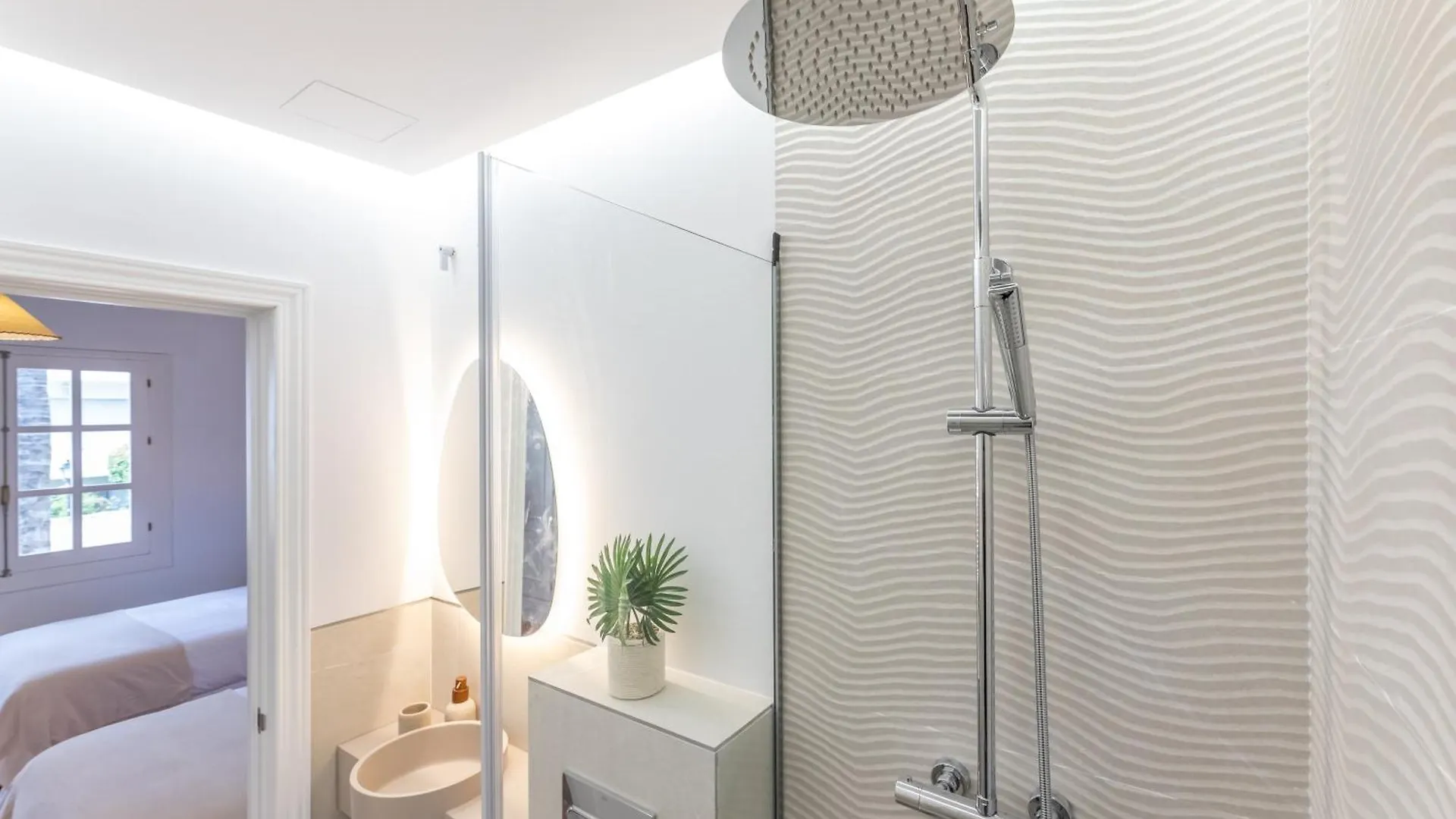 Aurora Boutique House - Only Adults Bed & Breakfast Marbella