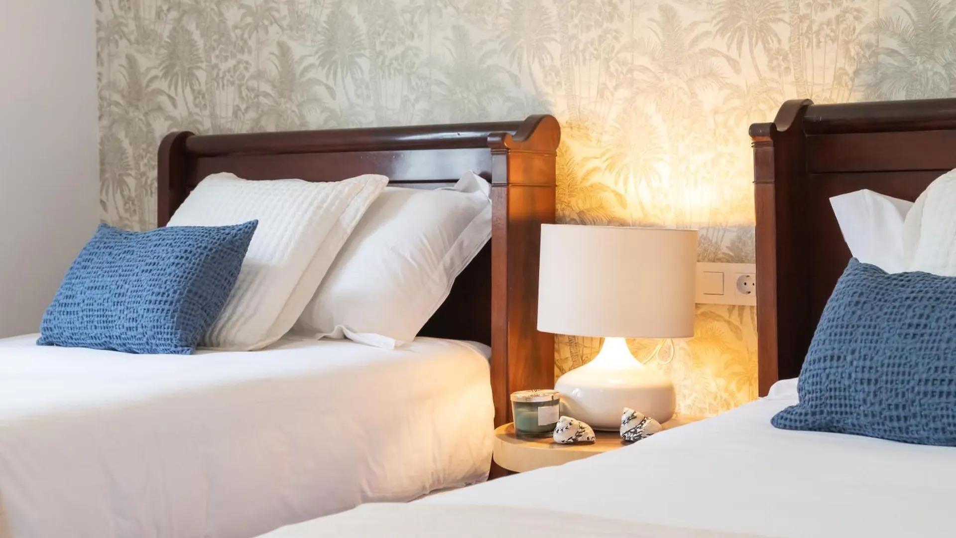 Aurora Boutique House - Only Adults Bed & Breakfast Marbella