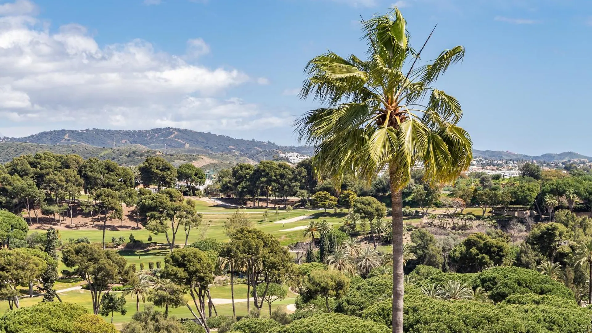 Aurora Boutique House - Only Adults Bed & Breakfast Marbella